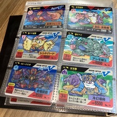 バーコードバトラー 本体とカードファイルカード80枚の画像