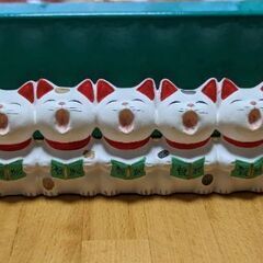 ミニチュア猫(2)、京人形、陶器、合唱団とサンタ、クリスマス飾り、人形