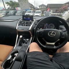 LEXUS NX 200t ローン、値段交渉多少受けますの画像