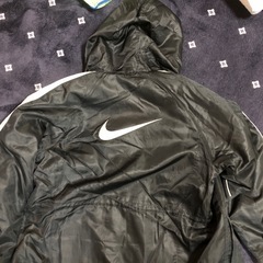 ベンチコート  NIKE 裏ボア 中綿 防寒着丈...ロングフード...フードあり（取外し不可）の画像