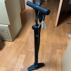 自転車の空気入れ