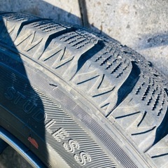 21年製 バリ山 【 195/65R15  4本 】スタッドレス 80系ノア ヴォクシー セレナ  オートバックス NorthTreK N3i / schneiderの画像