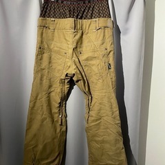ESTIVO スノーボードウェア パンツ　の画像