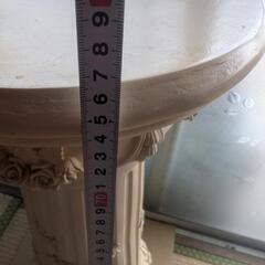 薔薇のパルテノンコラム オブジェ ガーデニング 
置物
の画像