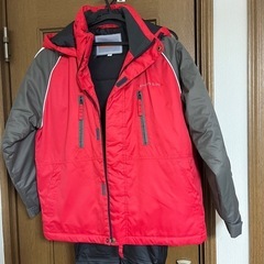 スキーウェア　キッズ150センチ
