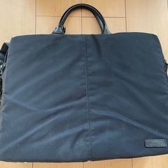 ショルダービジネスバッグ