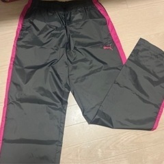 プーマ ジャージ上下セットの画像