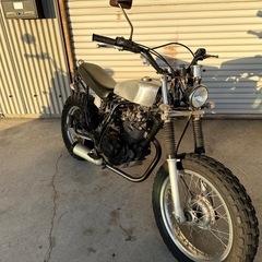 ヤマハ　TW200 アルミタンク　2JLの画像