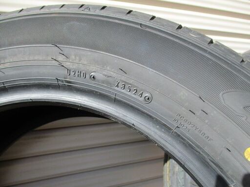 225/60R18ダンロップ新品（新車外し）タイヤ4本セット！の通販はau PAY