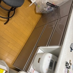 食器棚の画像