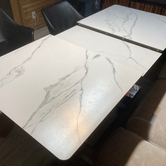 可変式ダイニングテーブル&椅子2脚セットの画像