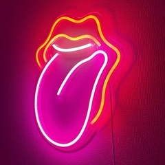 ネオンサイン（唇）の画像
