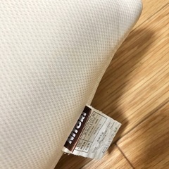 ニトリ　低反発まくらの画像