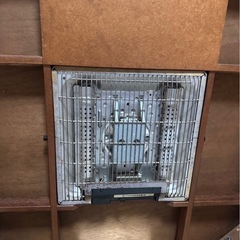 テーブル茶色の画像