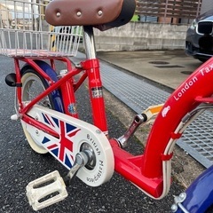 ロンドンタクシー　14インチ　子供用　自転車の画像