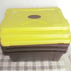 新品未使用　樹脂製箱の画像