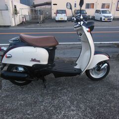 YAMAHA 2st VINOビーノ　ブラック　ホワイト セル始動　速く好調 　フィルター　プラグ等　新品交換 他等お金かけ多数交換 納車整備点検済み 登録後すぐ乗り出せます。直接引き渡し　配送手配も可　SA10J　５AU　４JP　原付の画像