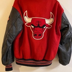 NBA    シカゴブルズ　スタジャンの画像