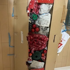 クリスマスツリー本体と飾りのセットの画像