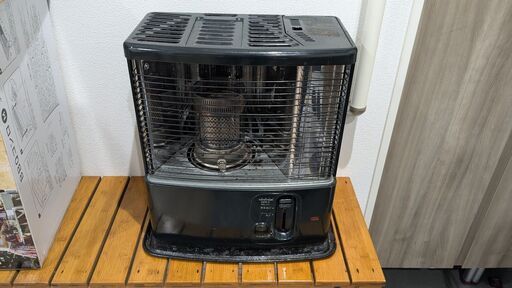 石油ストーブ 灯油ストーブ トヨトミ製 ヒーター