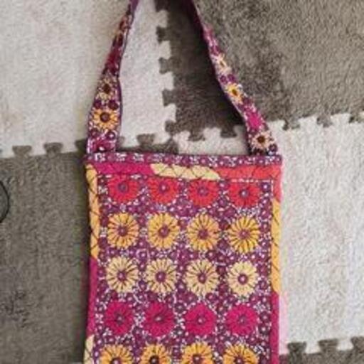 花柄刺繍サコッシュ 赤紫色