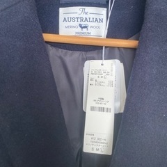 新品　チェスターコートの画像