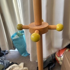 無料です！子供用　コートハンガーラック　コート掛けの画像