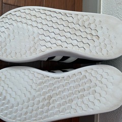 19センチ　adidas スニーカーの画像