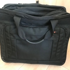 Victorinox ビジネストロリーの画像