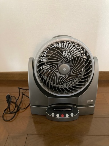 扇風機（上下左右首振り）\n