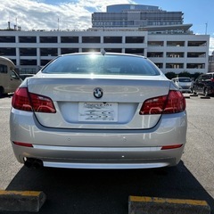 【個人間カーシェア】（JR川崎駅直結）BMW523i − 神奈川県
