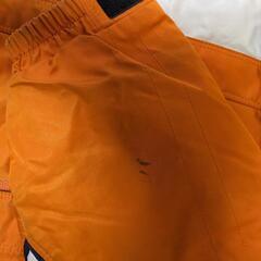 ★引取のみ(文京区)★【140ｻｲｽﾞ】スキーウェア上下セットの画像