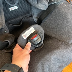 エールべべ　チャイルドシートの画像