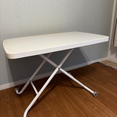 昇降式テーブル
