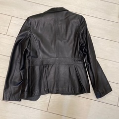 羊革のジャケットの画像
