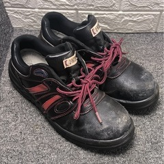 安全靴の画像