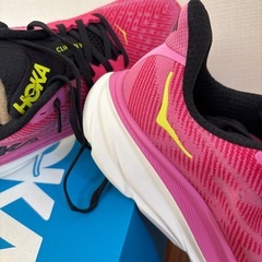 【新品】　HOKA  クリフトン9  レディースの画像