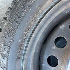 軽自動車　BRIDGESTONE　ブリザック　155/65R14 スタッドレスタイヤ　ホイール4本セット　ホイールカバー付きの画像