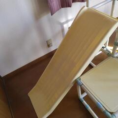 〔終了〕ジャングルとブランコと滑り台の画像