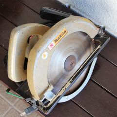 マキタ　電動丸鋸　動作品　