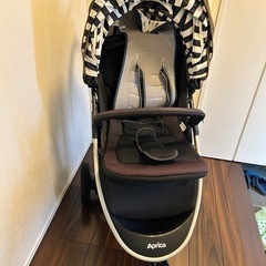 ベビーカー　三輪