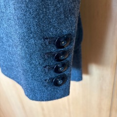 GU グレージャケットの画像