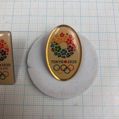 Tokyo2020ピンバッジ　２種　オリンピックの画像