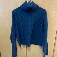 GU  レディースニット　タートル　黒