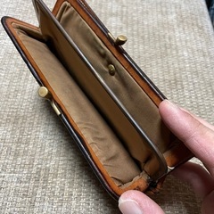 イル・ビゾンテ　がま口長財布の画像