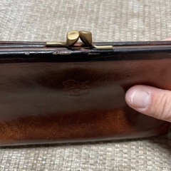 イル・ビゾンテ　がま口長財布の画像