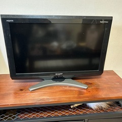 AQUOS 26V型ワイドテレビ
 
