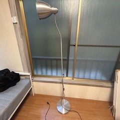 IKEA スタンドライト