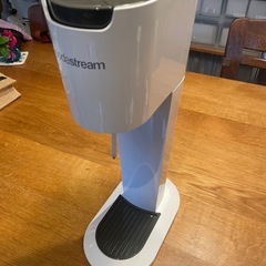 値下げ　⭐︎炭酸水メーカー『sodastream GENESIS...