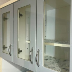 食器棚　の画像